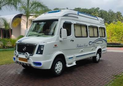 17 Seater Tempo Traveller