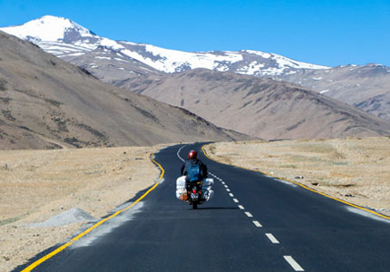 5 Nights 6 Days Ladakh Tour